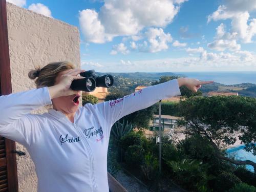 STUDIO POOL HOUSE VUE MER A 180° - SEA VIEW- WIFI