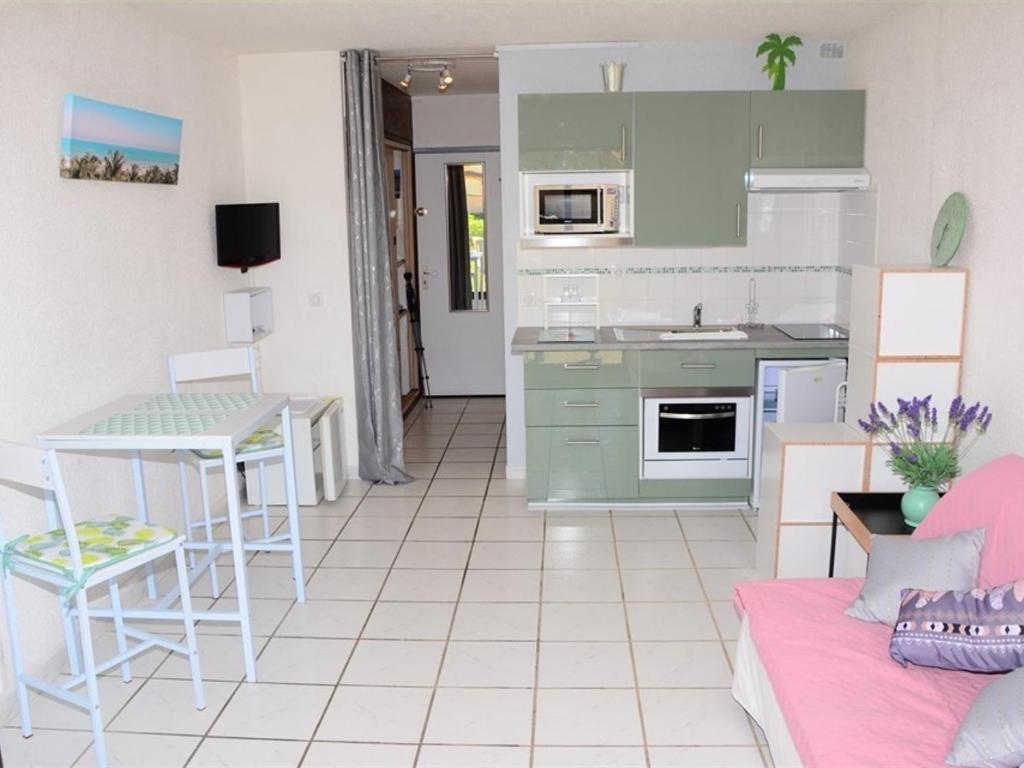 Appartement Studio Port Barcarès, 1 pièce, 2 personnes - FR-1-431-120 Cap Coudalere -  - 66420 Le Barcarès