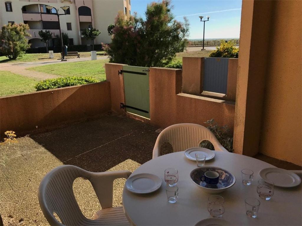 Appartement Studio Port Barcarès, 1 pièce, 4 personnes - FR-1-81-235 Atlantis - 59 D Rdc - Avenue De La Grande Plage 66420 Le Barcarès