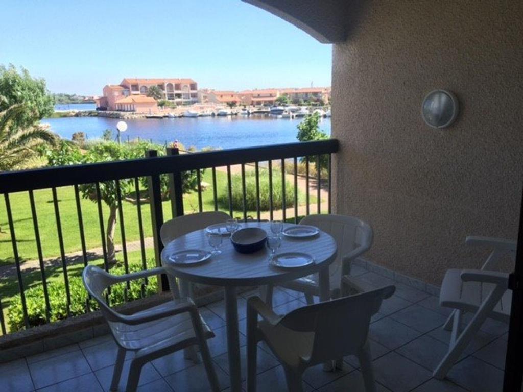 Appartement Studio Port Barcarès, 1 pièce, 4 personnes - FR-1-81-304 Coudalere - 120 Caraibes - Cap Coudalere 66420 Le Barcarès