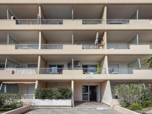 Appartement Studio Port de La Gavine-26  83400 Hyères Provence-Alpes-Côte d\'Azur