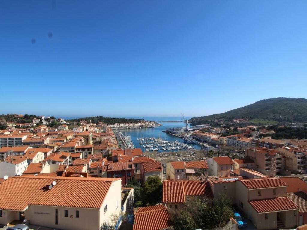 Appartement Studio Port-Vendres, 1 pièce, 4 personnes - FR-1-309-256 17 route stratégique résidence baie d'azur 4eme étages appart 22 66660 Port-Vendres