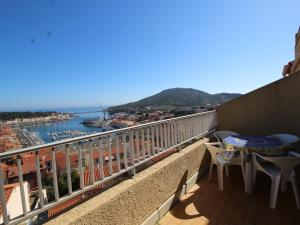 Appartement Studio Port-Vendres, 1 pièce, 4 personnes - FR-1-309-256 17 route stratégique résidence baie d'azur 4eme étages appart 22 66660 Port-Vendres Languedoc-Roussillon