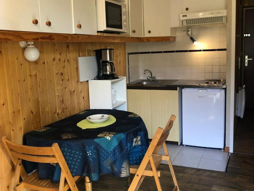 Appartement Studio Pra-Loup, 1 pièce, 4 personnes - FR-1-165A-160 Les Molanès 04400 Uvernet-Fours