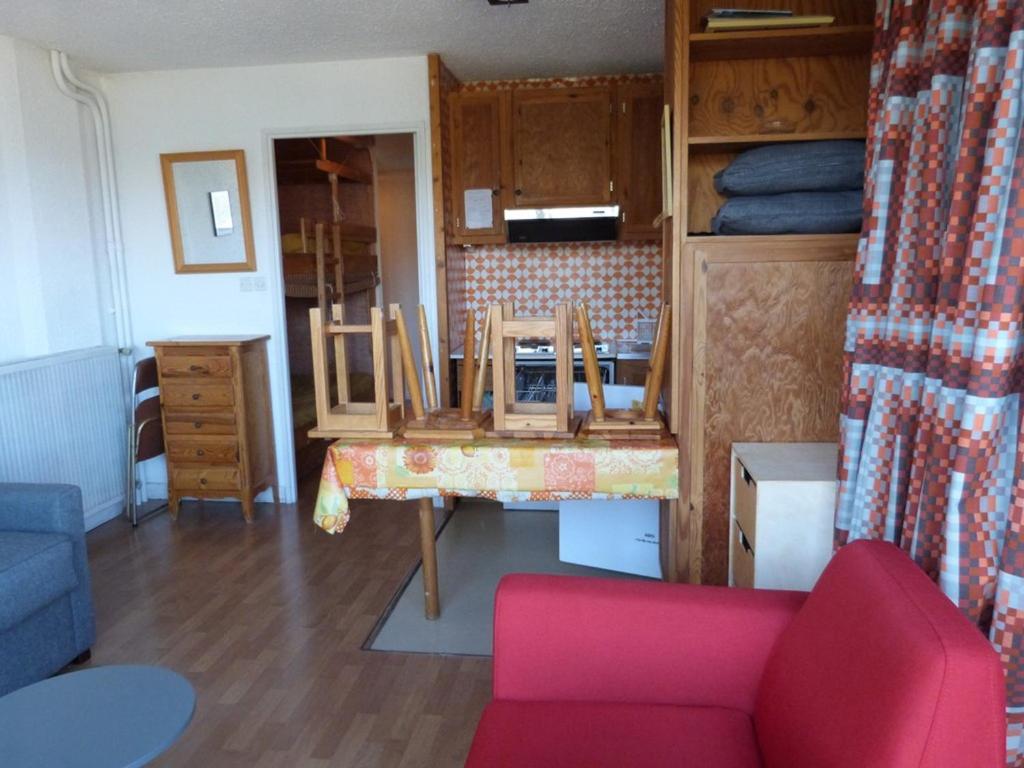 Appartement Studio Pra-Loup, 1 pièce, 4 personnes - FR-1-691-39 Immeuble CHENONCEAUX II N°403 04400 Uvernet-Fours