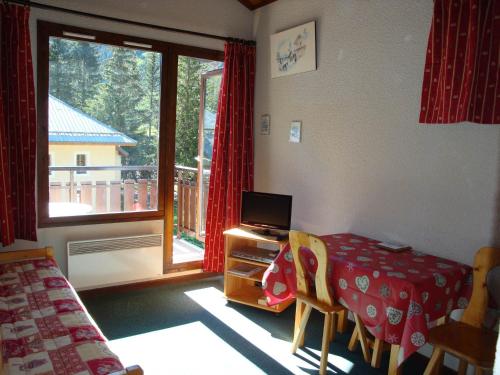 Studio Pralognan-la-Vanoise, 1 pièce, 2 personnes - FR-1-464-129