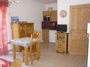 Studio Pralognan-la-Vanoise, 1 pièce, 2 personnes - FR-1-464-135