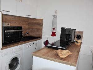 Studio Pralognan-la-Vanoise, 1 pièce, 4 personnes - FR-1-464-173
