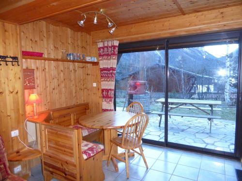 Studio Pralognan-la-Vanoise, 1 pièce, 4 personnes - FR-1-464-174