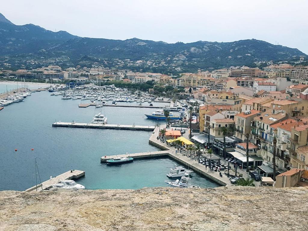 Studio proche de la mer Avenue Gérard Marché, 20260 Calvi