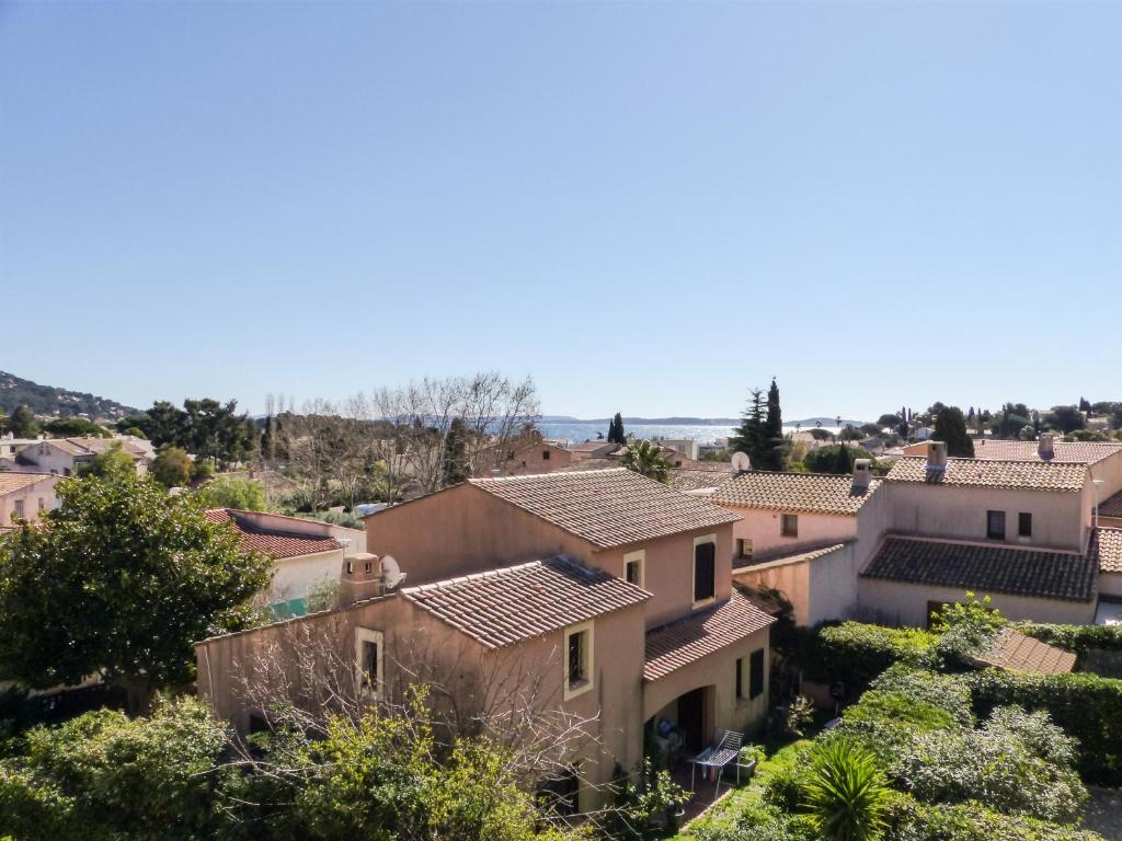 Studio proche des thermes en rez-de-chaussée avec place de parking 65200 Bagnères-de-Bigorre