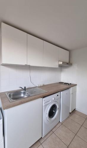 Appartement Studio proche Disney, Paris, CDG 4 Rue du Grand Trou 77470 Trilport Île-de-France