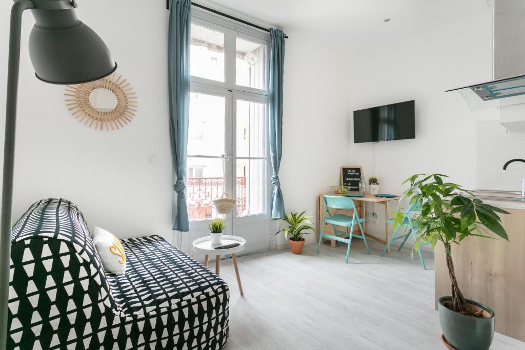 Studio proche Jean Moulin, location courte durée 29 Rue Diderot, 34500 Béziers