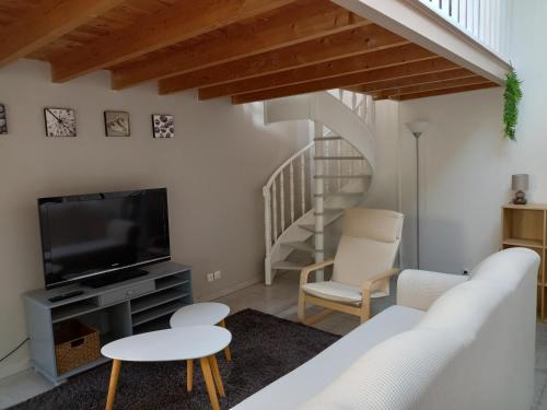 STUDIO PROCHE PARIS ET DISNEYLAND PARIS