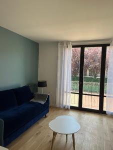 Appartement STUDIO PROCHE PARIS VERSAILLES 142 Avenue Georges Clemenceau 78670 Villennes-sur-Seine Île-de-France