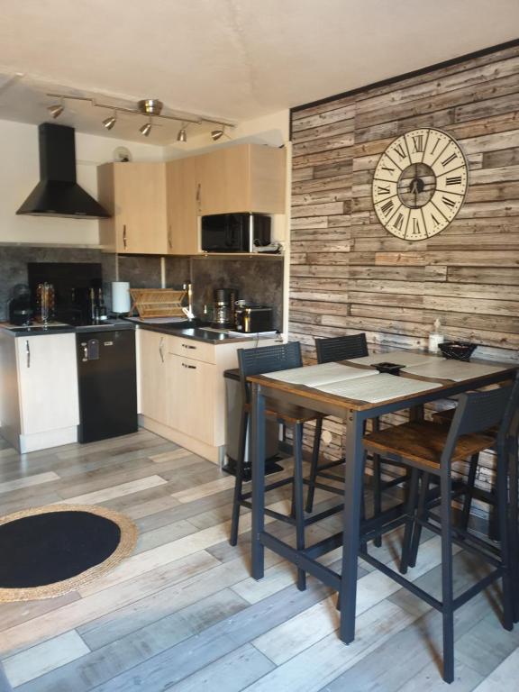 Studio proche plage, Fréjus 1376 Avenue de Provence, 83600 Fréjus