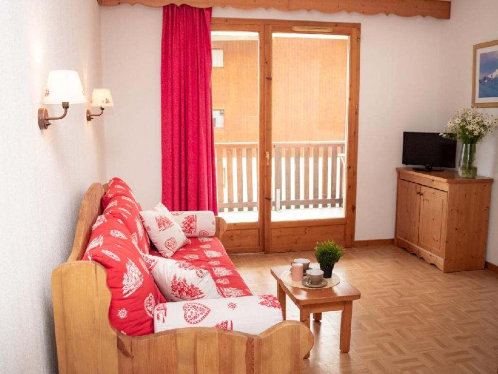 Studio Puy-Saint-Vincent, 1 pièce, 2 personnes - FR-1-504-311 CLOT DES LEOTHAUDS STATION 1800, 05290 Puy-Saint-Vincent