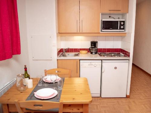 Studio Puy-Saint-Vincent, 1 pièce, 2 personnes - FR-1-504-311