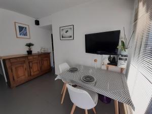studio quartier calme centre ville vue mont Blanc