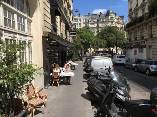 Studio quartier Champs-Elysées