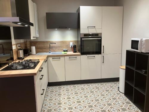 Studio Quartier Château - Wifi - Garage individuel à clé - Electroménager complet