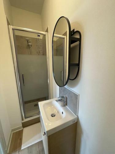Studio quartier des thermes Appart Hotel le Cygne 3