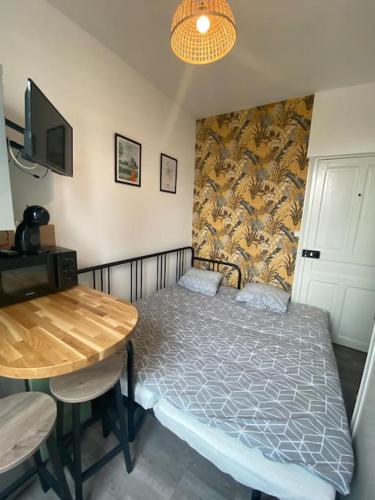 Studio quartier des thermes Appart Hotel le Cygne 6