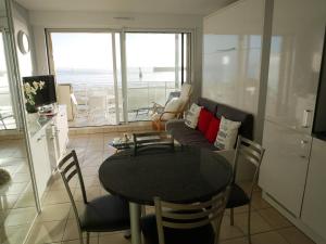 Appartement Studio Quiberon, 1 pièce, 3 personnes - FR-1-478-41 Résidence NAUSICAA 18 Boulevard Chanard 56170 Quiberon Bretagne