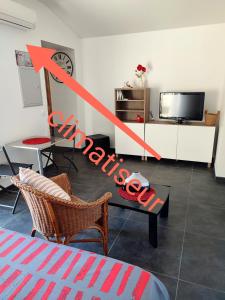 Appartement Studio R Homps 56 Avenue de Carcassonne 11200 Homps Languedoc-Roussillon