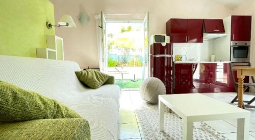 Studio Rdc avec Terrasse - Biarritz - Côte des Basques - Stationnement privatif sécurisé