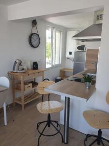 Appartement Studio refait à neuf Ave St Maurice 107 Avenue Saint-Maurice 34250 Palavas-les-Flots Languedoc-Roussillon