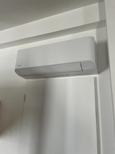 Studio refait à neuf avec cuisine équipée R1