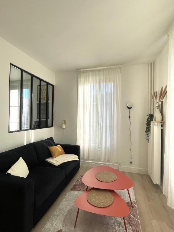 Appartement Studio refait à neuf proche La Défense et Paris 147 Rue des Voies du Bois 92700 Colombes