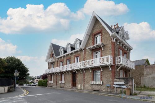 Studio rénové au cœur de Dinard proche mer