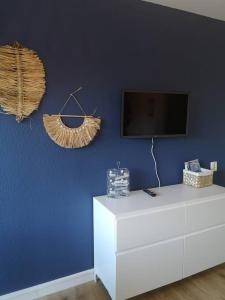 Studio rénové cosy avec terrasse au bord de la MARINA ST CYPRIEN