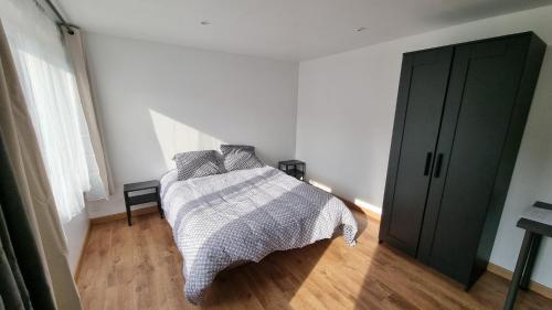Studio - rez-de-chaussée - wifi - télévision