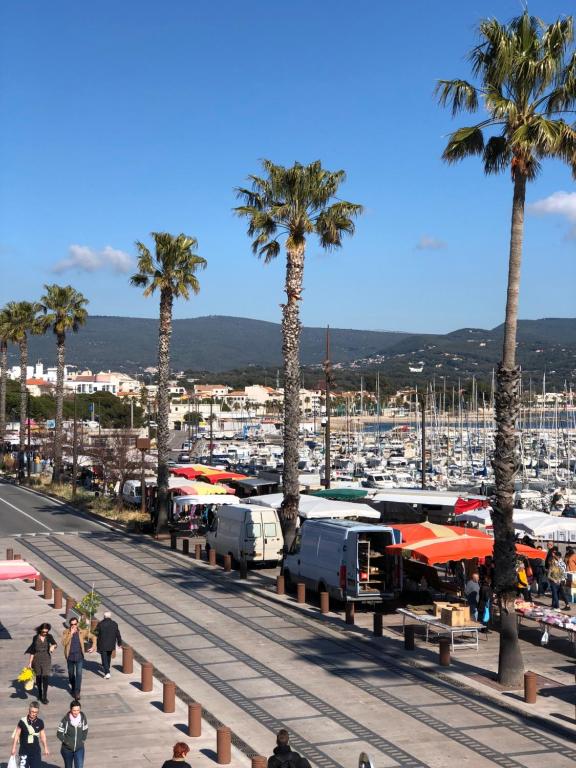 Studio Rocher Bleu climatisé centre historique près des plages 6 Rue du Rocher, 13600 La Ciotat