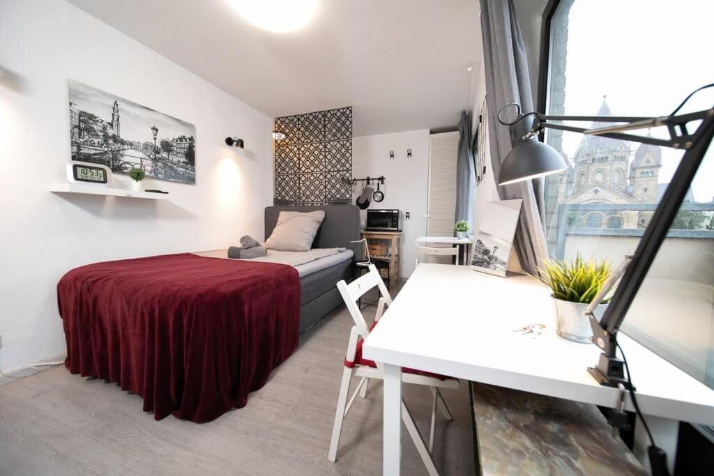 Studio Rosso - Central - Balcony - Trade Fair 25 Collenbachstraße, 40476 Düsseldorf