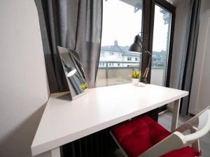 Studio Rosso - Central - Balcony - Trade Fair