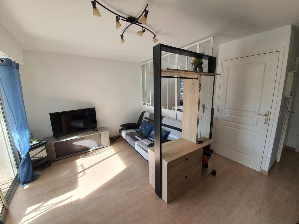 Appartement Studio Royale Marine Passage Hermès 83600 Fréjus