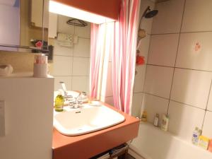 Studio Royan, 1 pièce, 2 personnes - FR-1-494-121