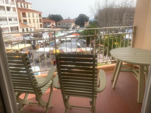 Studio Saint-Aygulf centre proche mer