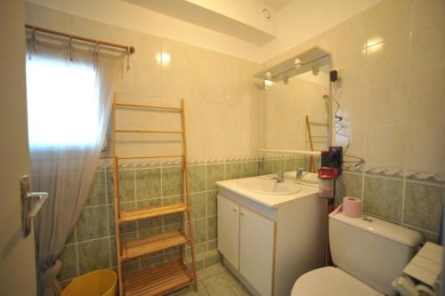STUDIO SAINT CLAIR Vue Laterale MER