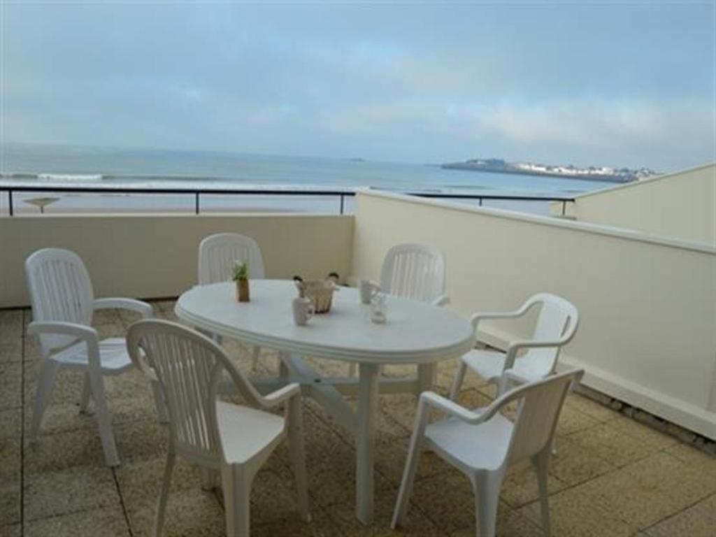 Appartement Studio Saint-Gilles-Croix-de-Vie, 1 pièce, 4 personnes - FR-1-324-46 Place Rochebonne - Residence Rochebonne Rdc - Appartement 1 - 85800 Saint-Gilles-Croix-de-Vie