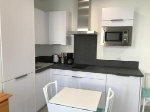 Studio Saint-Jean-de-Luz, 1 pièce, 3 personnes - FR-1-4-512
