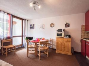 Studio Saint-Lary-Soulan, 1 pièce, 4 personnes - FR-1-296-140
