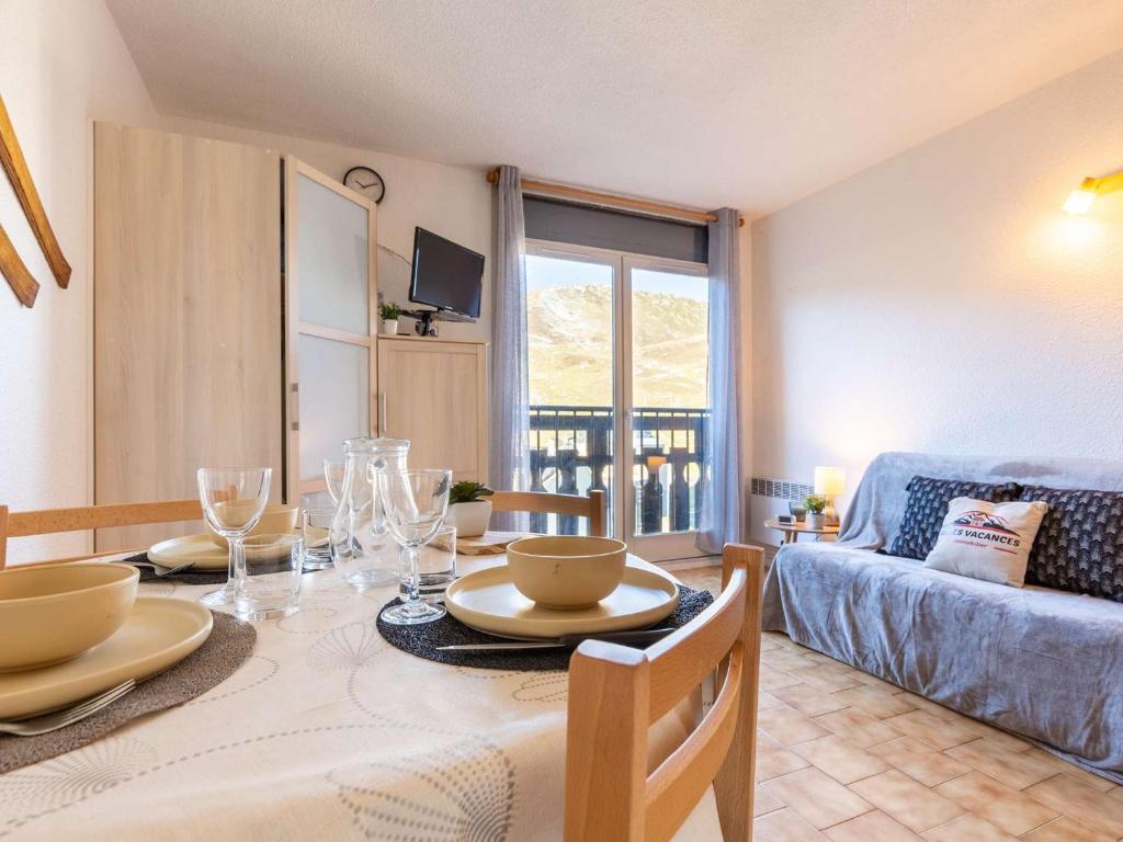 Appartement Studio Saint-Lary-Soulan, 1 pièce, 4 personnes - FR-1-296-450 Résidence Armazan N°2252 Entrée A PLA D'ADET 65170 Saint-Lary-Soulan