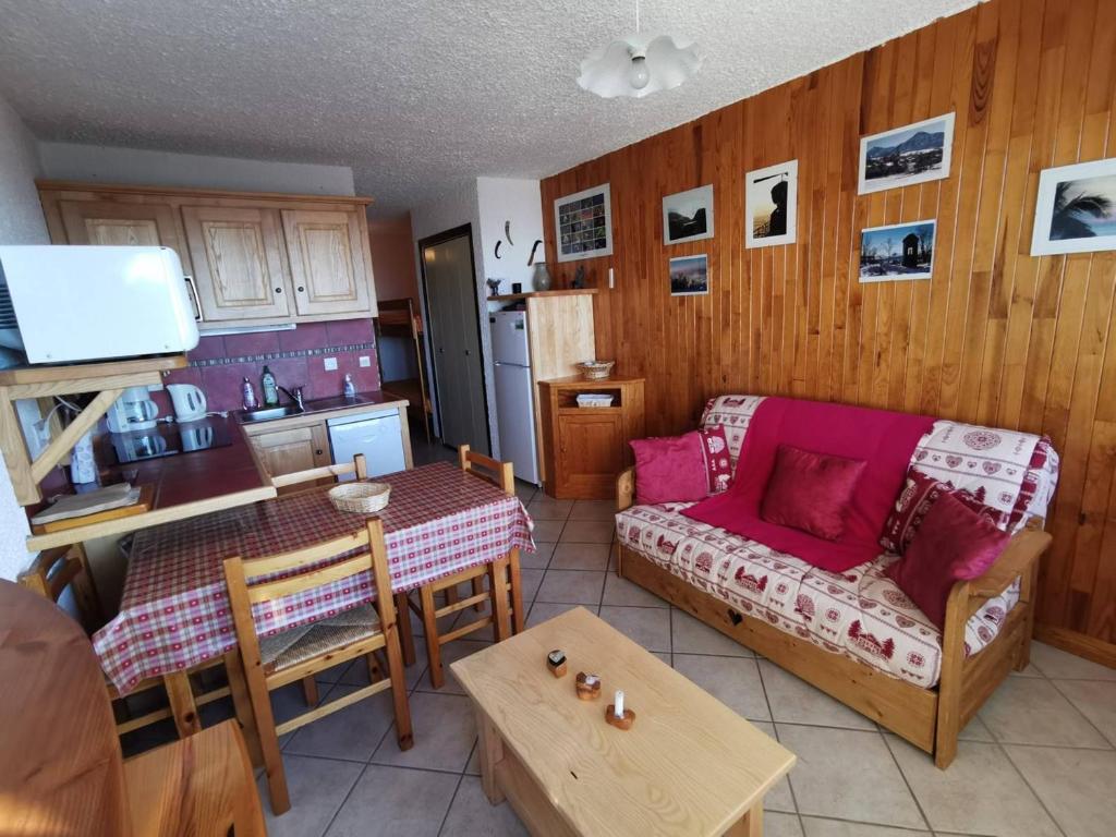 Studio Saint-Michel-de-Chaillol, 1 pièce, 4 personnes - FR-1-393-142 COLCHIQUES N°3 Chaillol 1600 - Les Grands Chalets, 05260 Saint-Michel-de-Chaillol