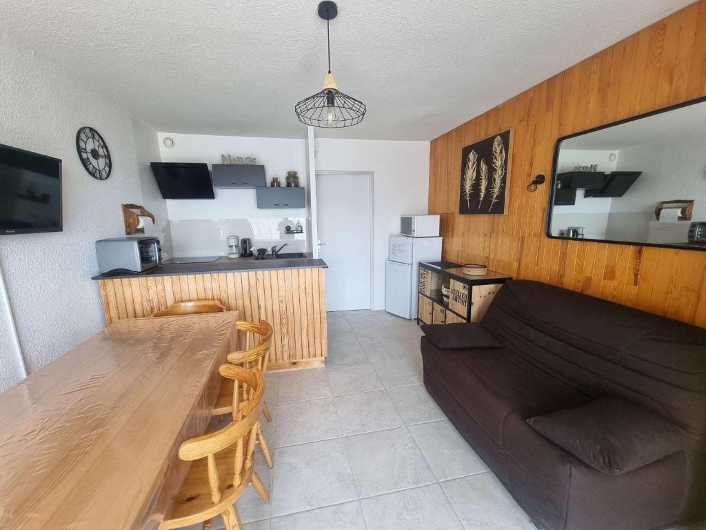 Appartement Studio Saint-Michel-de-Chaillol, 1 pièce, 4 personnes - FR-1-393-81 Bois Gentil -  - Le Pas De Chaillol 05260 Saint-Michel-de-Chaillol