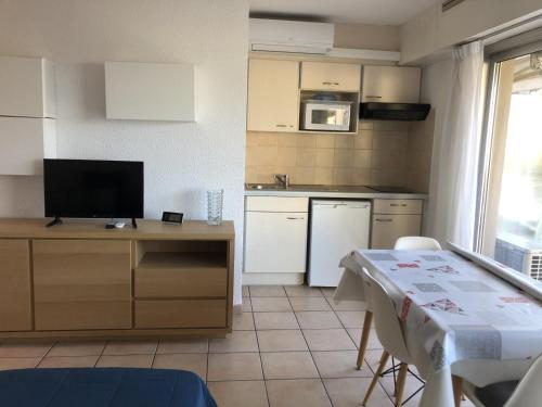 Studio Saint-Raphaël, 1 pièce, 2 personnes - FR-1-466A-15